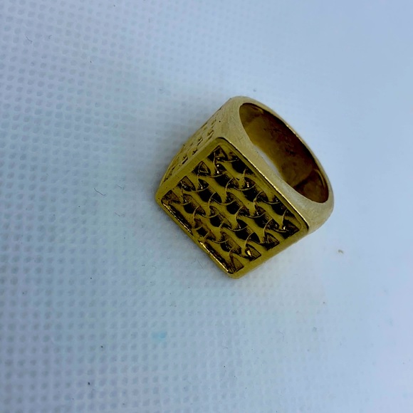 Other - Solid gold men’s ring size 9 1/2